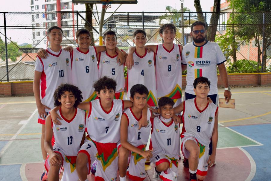 equipo_baloncesto_intercolegiados_ibague.jpeg