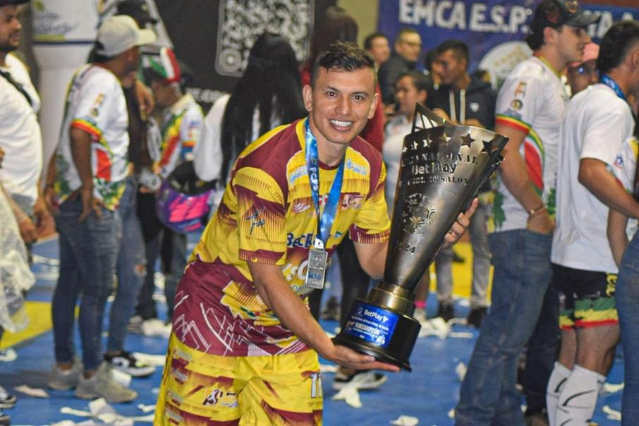 Alex Cortes, jugador del equipo profesional de Fútbol de Salón, Tolima Syscfé