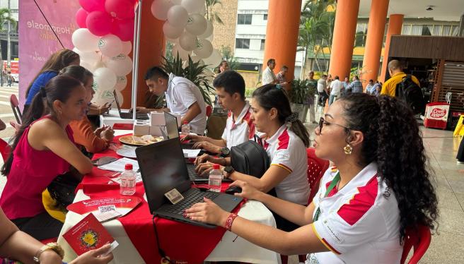 Empleo mujer punto itinerante secretaría de la Mujer.