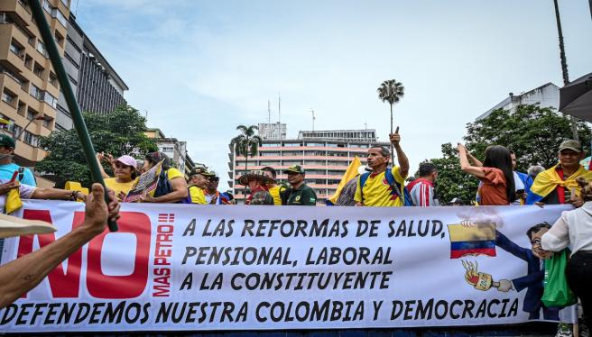 Marcha contra Petro 2024 abril 22