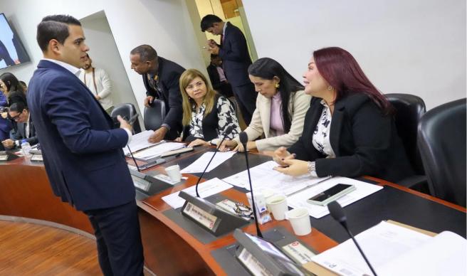 Comisión Primera Cámara de Representantes 2024 junio 12