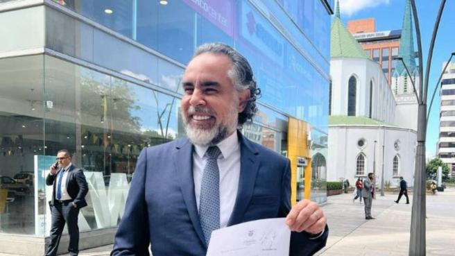 Armando Benedetti, confirmado como ministro del Interior.