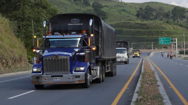 Sector carga preocupado por alza en el precio del diésel