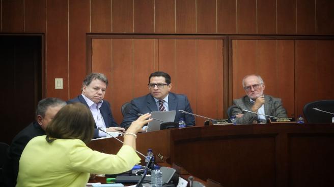 Congreso estudiará autonomía fiscal