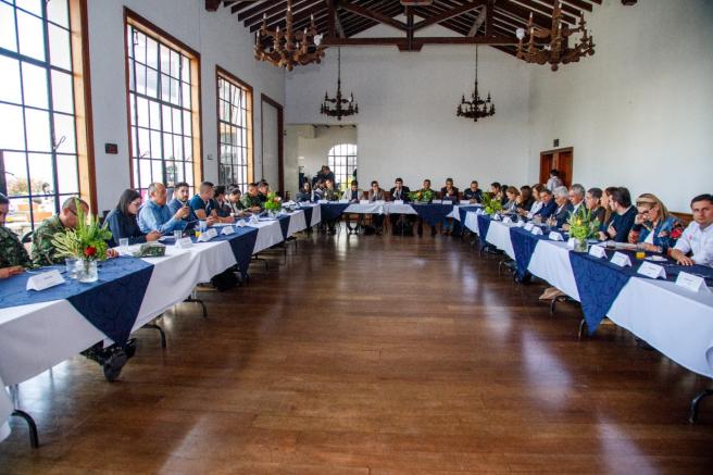 El consejo contó con la participación representantes del MinCIT, MinDefensa, Fuerzas Militares, Policía Nacional, Migración Colombia, Defensa Civil, Cruz Roja Colombiana, Dirección Nacional de Bomberos, Parques Nacionales Naturales y los gremios del sector turístico del país.