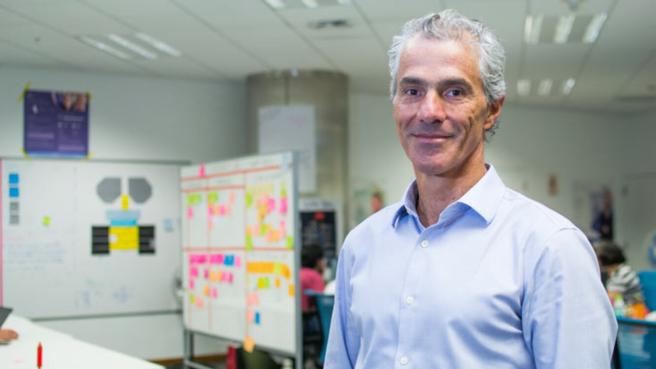 Credicorp Capital convoca a jóvenes entre 18 y 32 años de Perú, Colombia, Chile, Bolivia y Panamá, para encontrar ideas que, a través de la digitalización, refuercen el sentido de comunidad, motiven la participación en la toma de decisiones, fomenten el uso transparente de los recursos públicos y generen el acceso a información clara y comprensible.