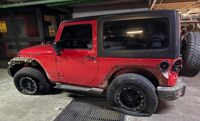 Jeep rojo