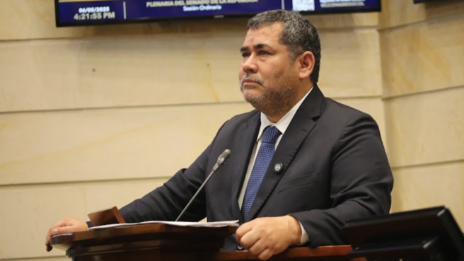 Alejandro Carlos Chacón, senador