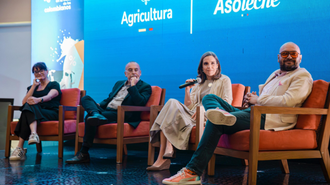 Los eventos de socialización se realizaron el 15, 22 de mayo en las ciudades de Barranquilla y Medellín, y el 26 de junio en Bogotá, respectivamente.