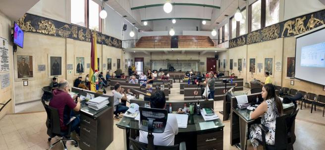 El Concejo indicó que la convocatoria se sustenta en las atribuciones conferidas a los alcaldes.