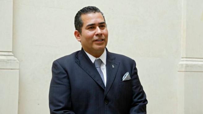 Alejandro Carlos Chacón, senador amenazado de muerte.