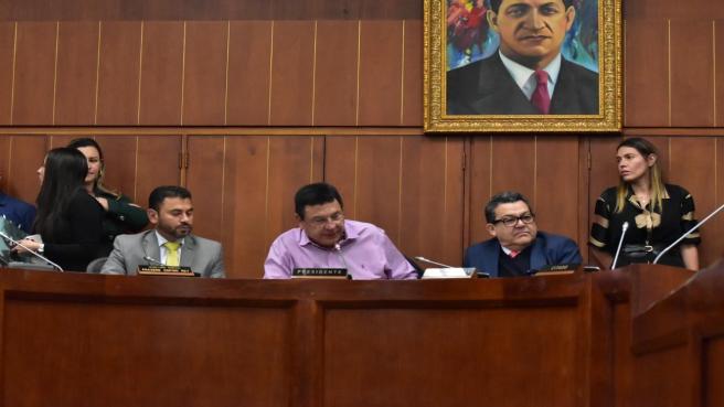 La Comision Séptima del Senado, escucho a funcionarios sobre la ejecución presupuestal.