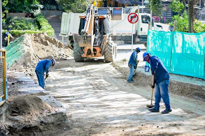 Obras en el parque centenario de Ibagué. 