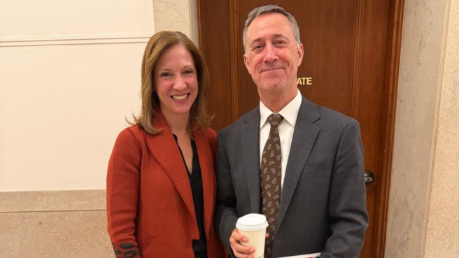 La presidenta de AMCHAM Colombia, María Claudoa Lacouture se reunió en Washington con David Watson, de la Oficina del Representante Comercial de Estados Unidos, USTR.