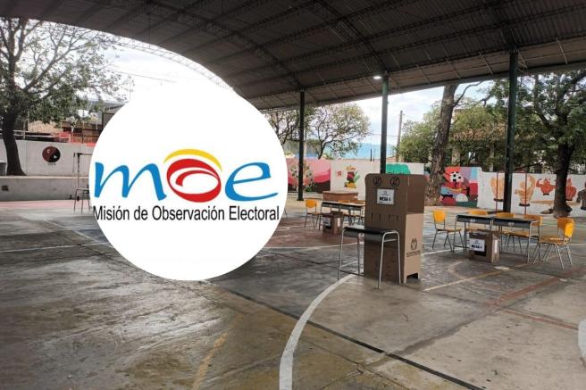 Mesas de votación listas para la jornada. 