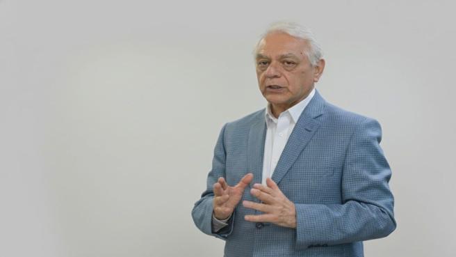 Bdernando Camacho, nuevo Superintendente de Salud.