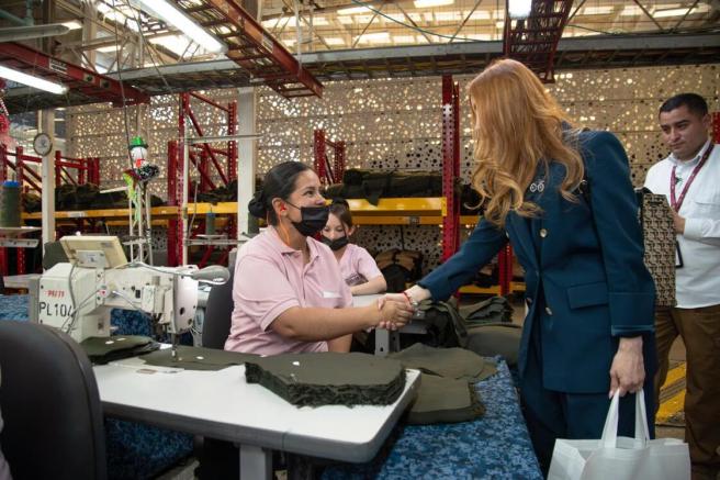 La ministra de Comercio, Industria y Turismo, Diana Morales, explicó la medida de reducción a cero arancel a importación de hilados.