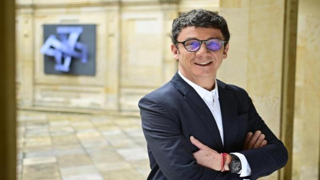 Billy Escobar, Superintendente de Sociedades.