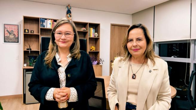 Cielo Rusinque, SuperIndustria y Helga Rivas, MinVivienda