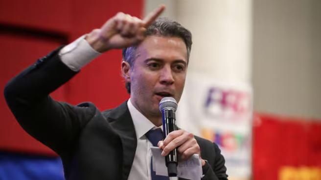 Daniel Quintero, participará en la consulta del ocho de marzo.