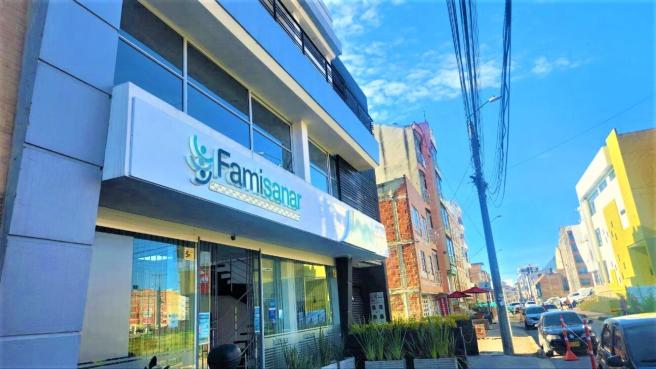 Alertan a afiliados de Famisanar sobre fraude en llamadas telefónicas.