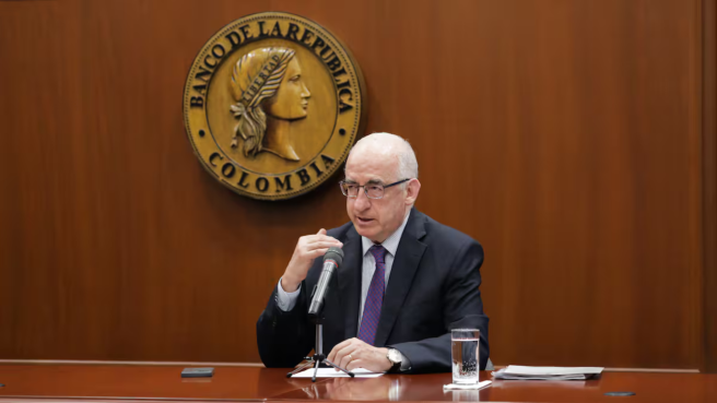 LeonardoVillar, gerente del Banco de la República