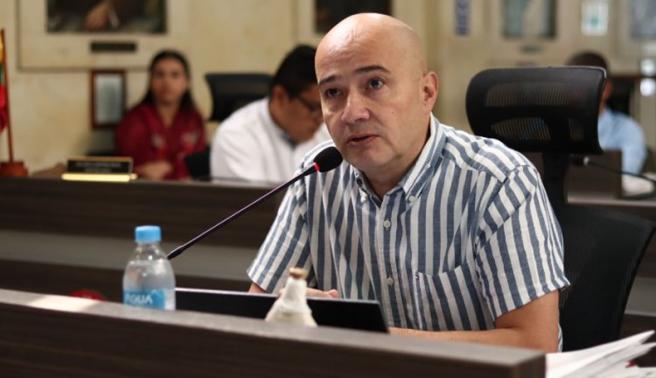 Citación a debate por irregularidades empresa SKY