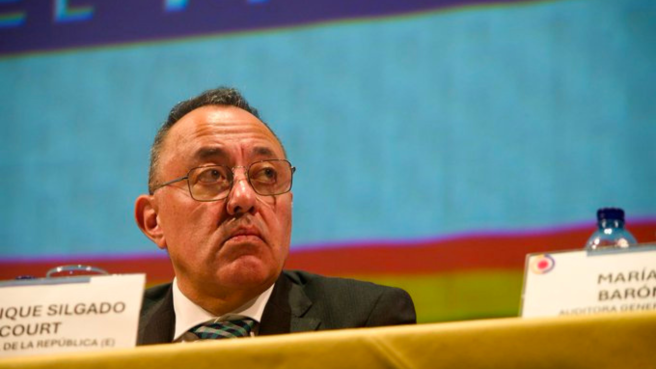 Carlos Silgado, vicecontralor.