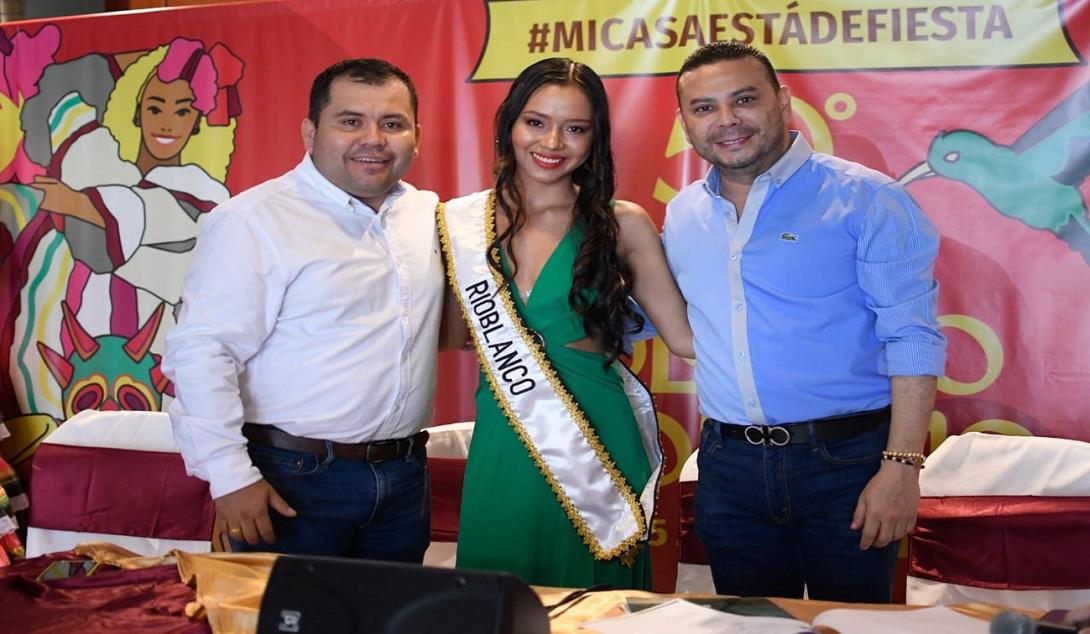 Embajadora del folclor Rioblanco 2024 mayo 20