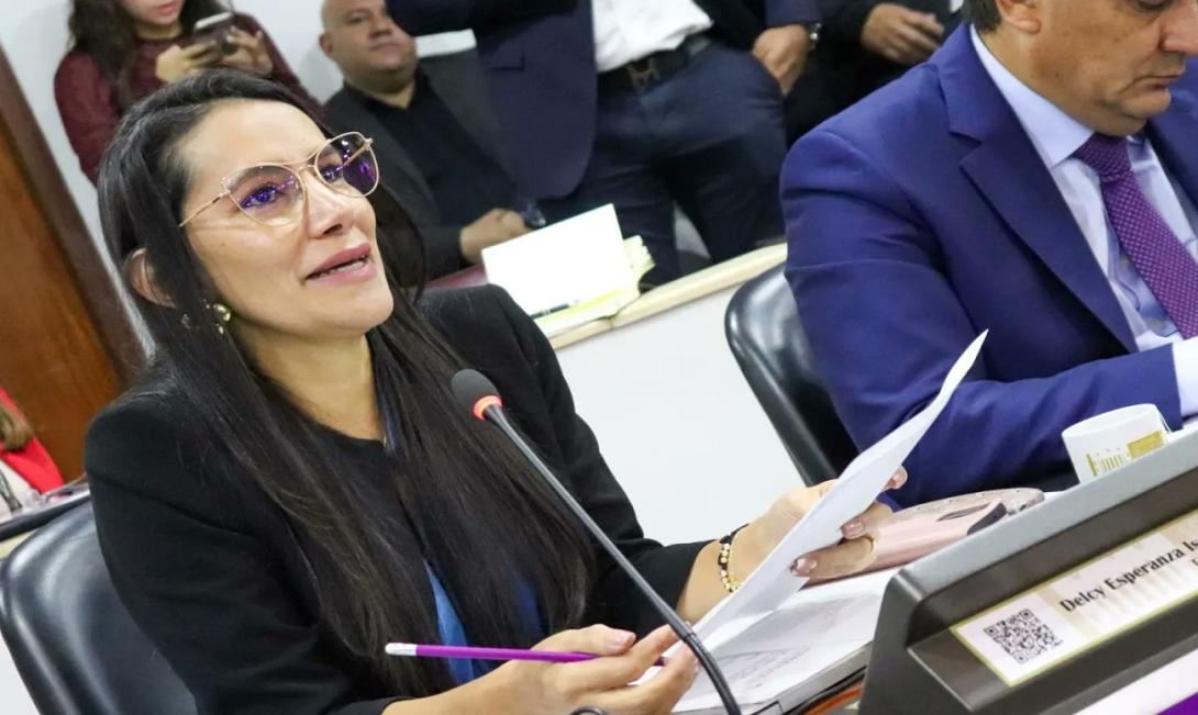 Delcy Isaza curul 2024