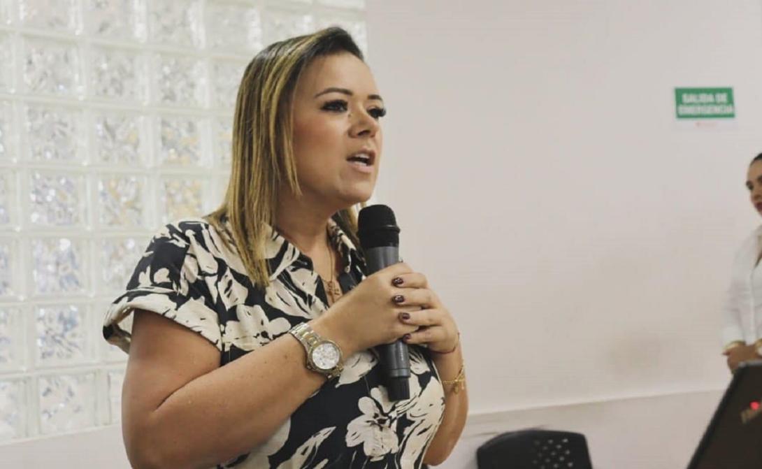 Carolina Giraldo contralora 2024 julio 3