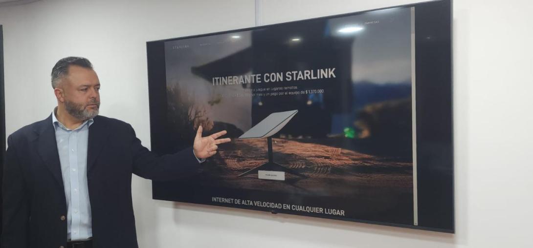 El proyecto tiene como objetivo proveer un servicio integral de conectividad satelital, que permite cobertura en cualquier lugar del territorio nacional, principalmente para apoyar a las UDAPV.