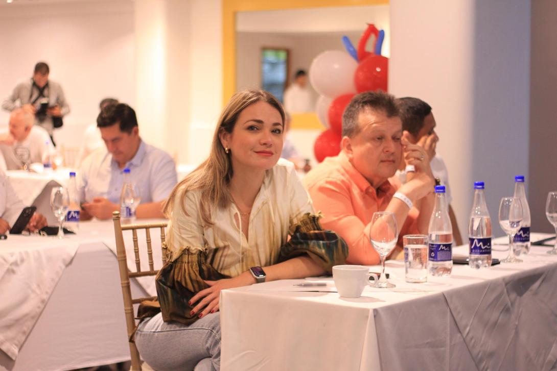 Carolina Arbeláez y Andrés Cristo, representantes a la Cámara por Cambio Radical.