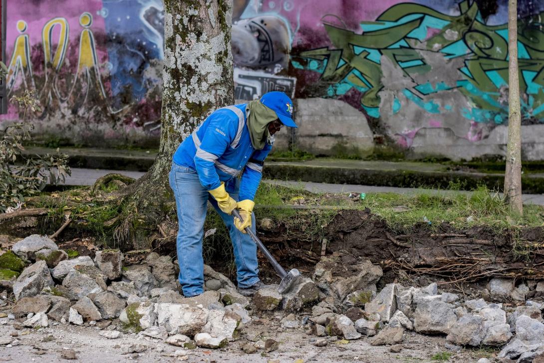 Mejoramiento de andenes en el barrio Ancón de Ibagué