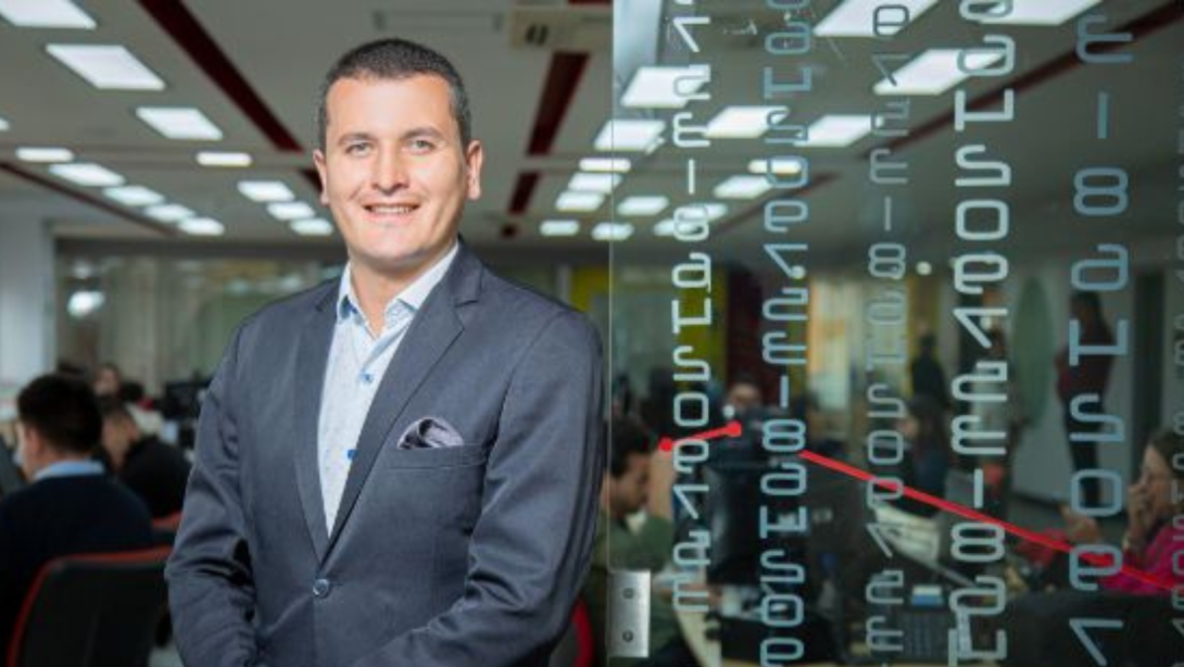 Juan Carlos Espitia, gerente de Soluciones de Inversión en Acciones & Valores.