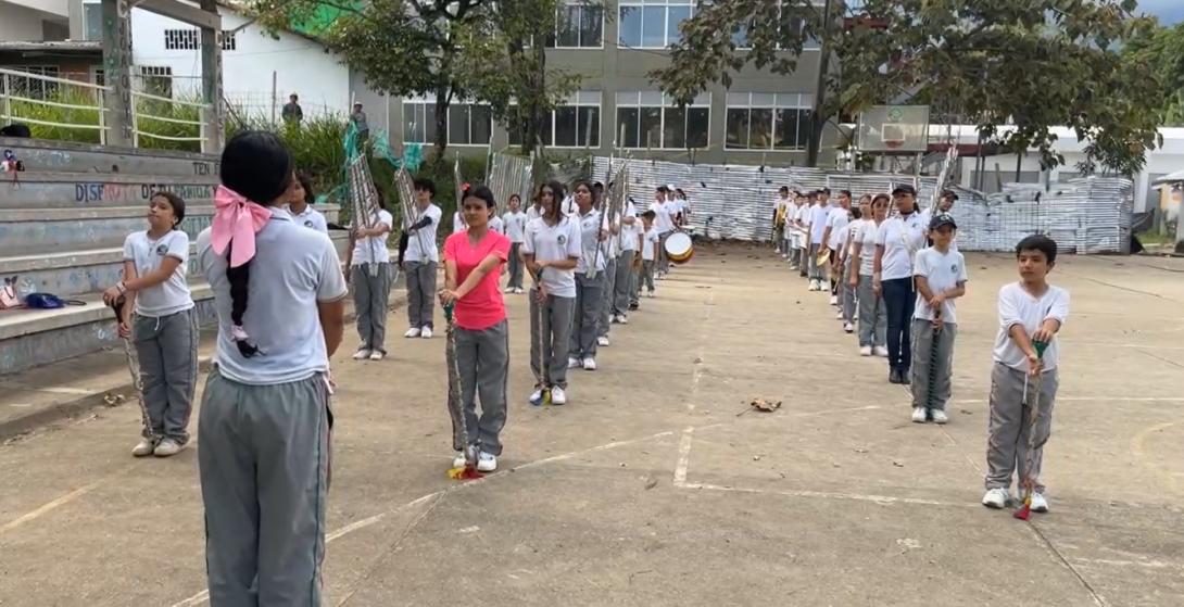 Banda marcial  Institución Educativa Joaquín París de Ibagué