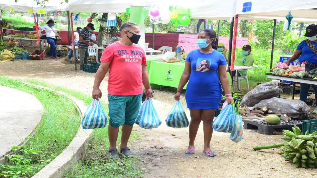 El 46,1 % de las personas que se consideran pobres reportaron inseguridad alimentaria, en contraste con solo el 11,6 % entre quienes no se identifican como tales.