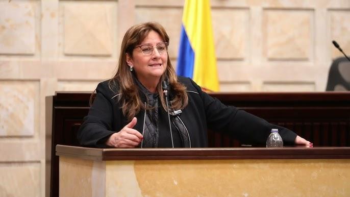 Hasta el primero de junio estará Ángela María Buitrago, al frente de  MinJusticia