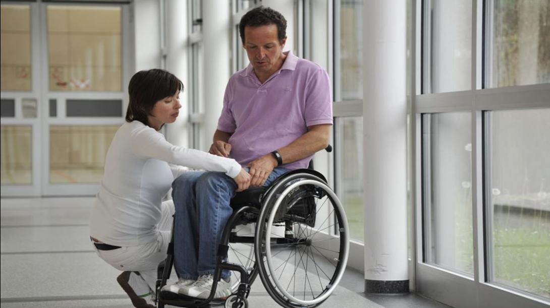 El seguro previsional garantiza una pensión digna para aquellas personas que, debido a la pérdida de su capacidad para trabajar, no pueden continuar cotizando. 