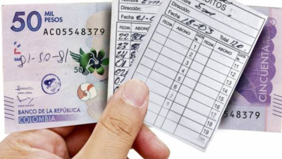 Los prestamistas ‘gota a gota’ cobran tasas de interés de hasta 380 % al año a personas y tasas de hasta 666.5 % en empresas.