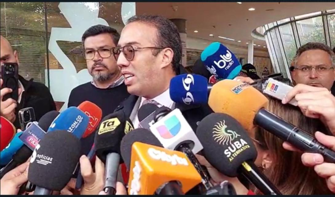 Víctor Mosquera, abogado de Miguel Uribe.