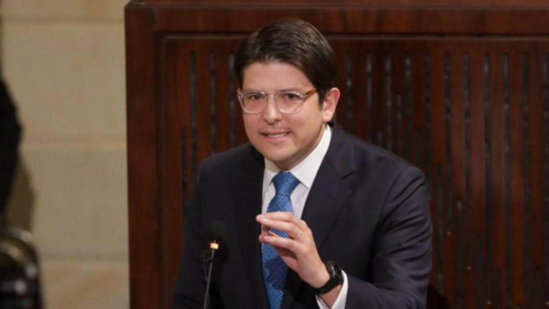 El senador Miguel Uribe fue somietdo a una nueva intervención quirúgica.