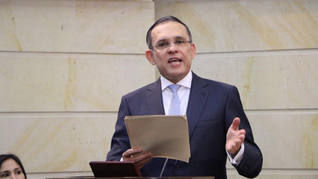 Efraín Cepeda, presidente del Senado.