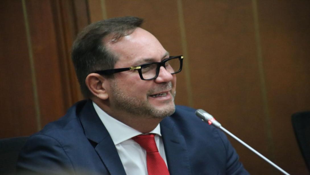 Lidio García, presidente del Senado.