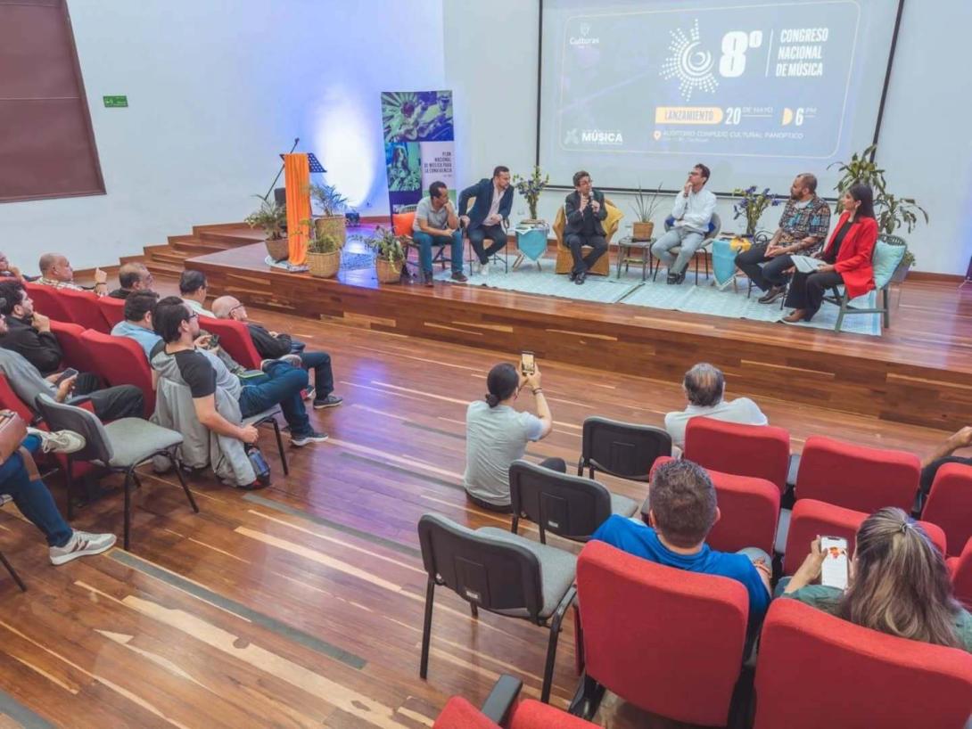 Personas en el auditorio en el VIII Congreso Nacional de Música