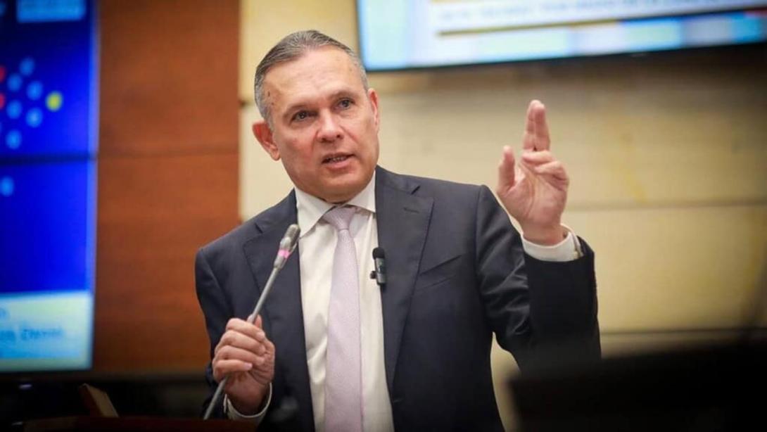 Efraín Cepeda, senador y precandidato presidencial.