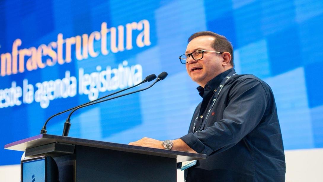 Lidio García, presidente del Senado.