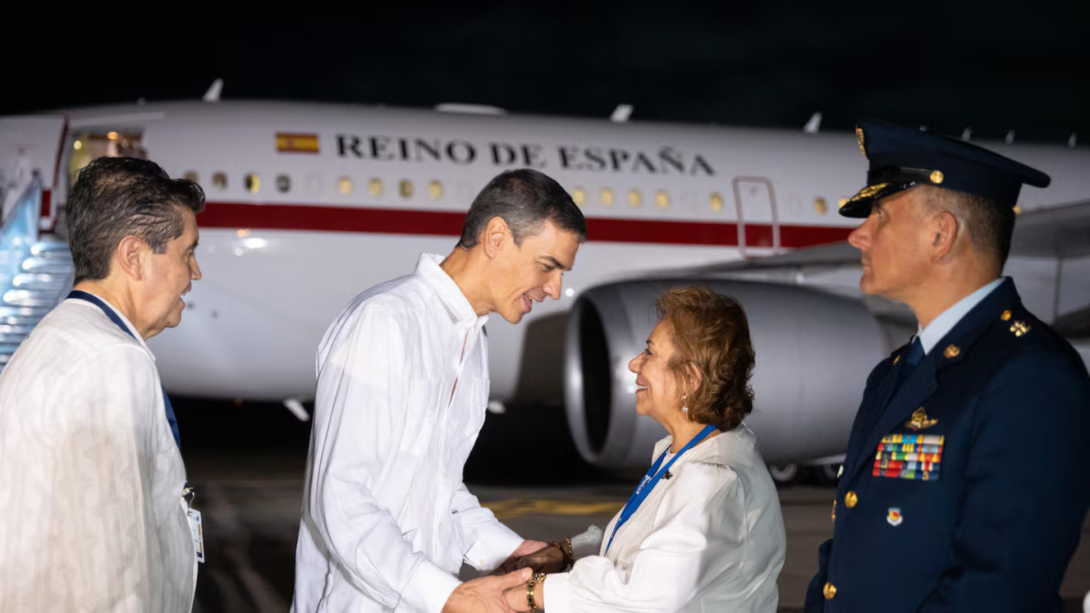 El presidente del <Gobierno españo, Pedro Spanchez, ya se encuentra en Santa Marta para la cumbre de la Celac UE