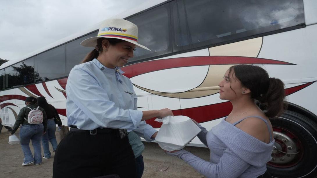 Lizeth reina, busca llevar la responsabilidad socoal a la Política. Aspira a estar en la lista del Centro Democráico al Senado.