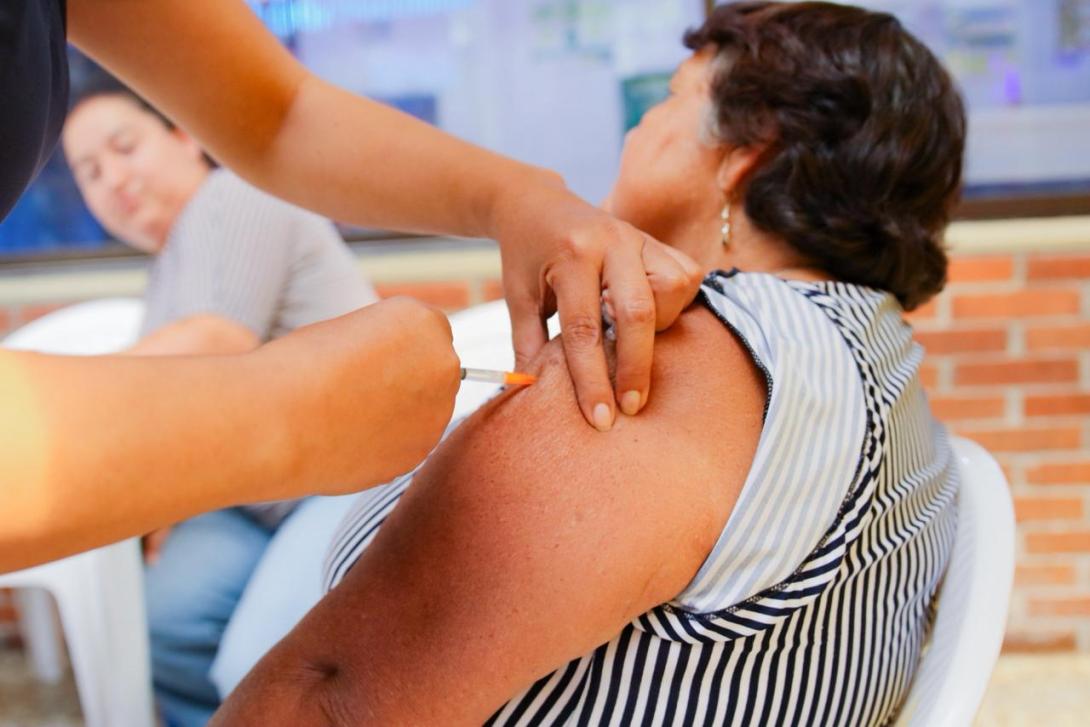 Alcaldía refuerza vigilancia y vacunación ante aumento mundial de influenza A (H3N2)
